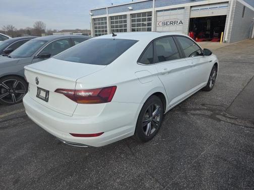 2019 Volkswagen Jetta 1.4T R-Line