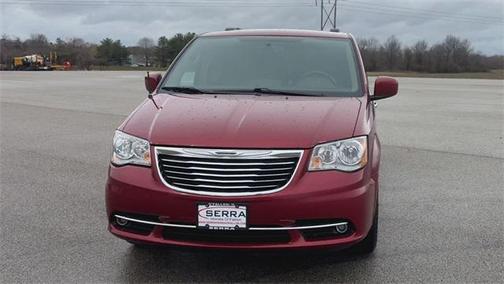 2016 Chrysler Town & Country Touring