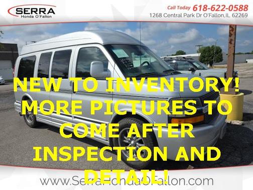 2004 Chevrolet Express 1500 Base