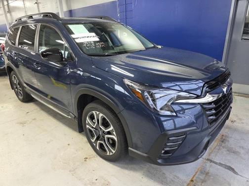 2025 Subaru Ascent Limited 8-Passenger