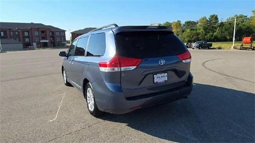 2013 Toyota Sienna XLE