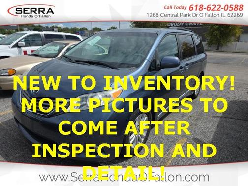 2013 Toyota Sienna XLE