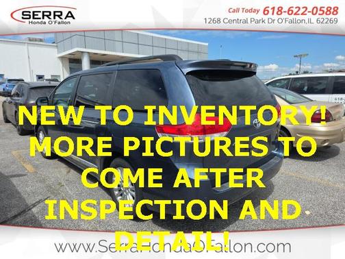 2013 Toyota Sienna XLE