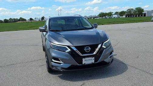 Gun Metallic 2020 Nissan Rogue Sport SL
