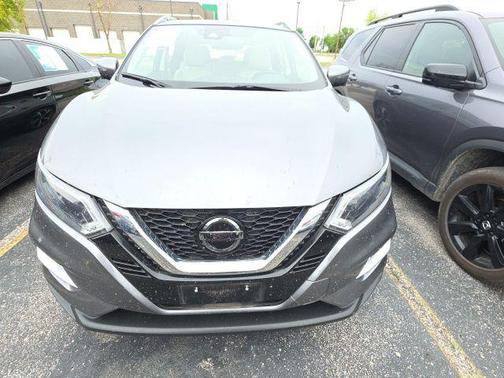 Gun Metallic 2020 Nissan Rogue Sport SL