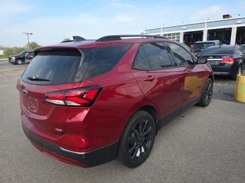 2022 Chevrolet Equinox FWD RS