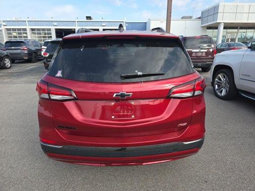 2022 Chevrolet Equinox FWD RS