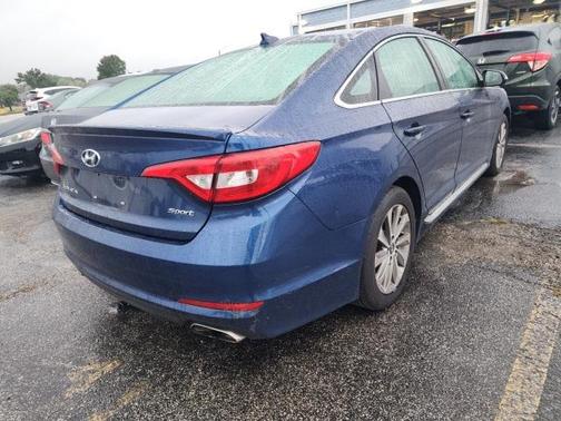 2015 Hyundai SONATA Sport