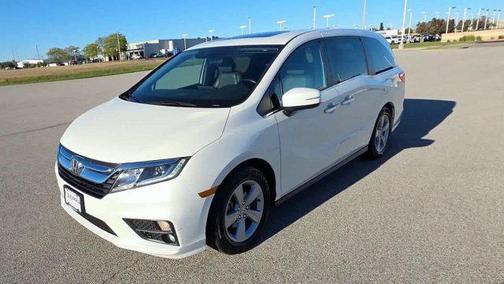 White Diamond Pearl 2019 Honda Odyssey EX-L