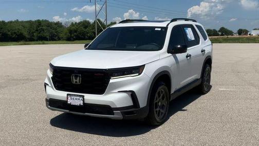 Platinum White Pearl 2025 Honda Pilot TrailSport