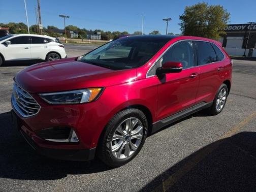 2020 Ford Edge Titanium