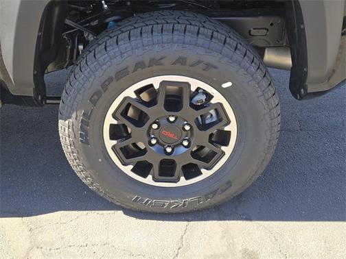 2025 Toyota Tacoma TRD Off Road