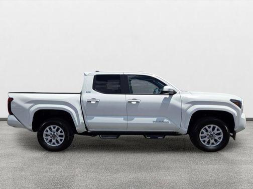 Ice Cap 2025 Toyota Tacoma SR5