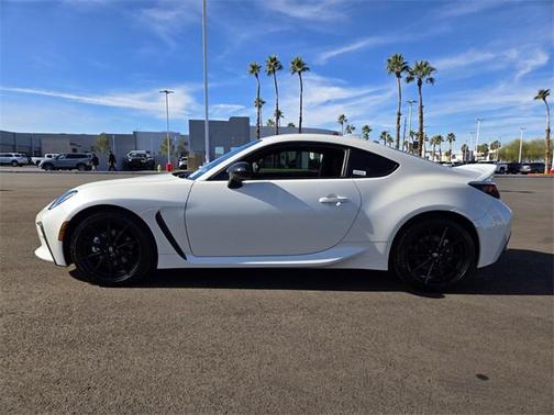 2025 Toyota GR86 Premium