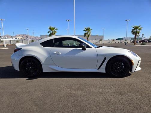 2025 Toyota GR86 Premium