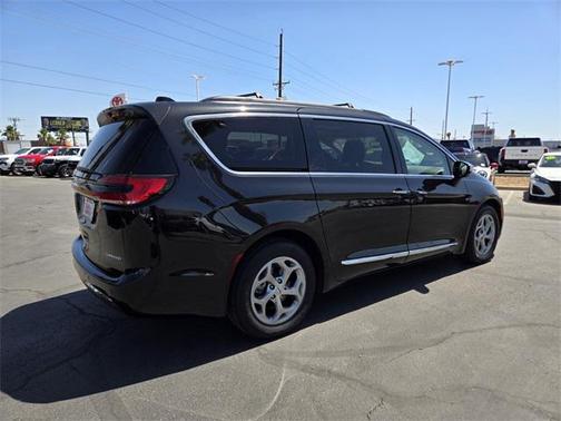 2023 Chrysler Pacifica Limited