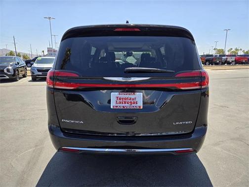 2023 Chrysler Pacifica Limited