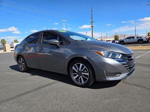 2023 Nissan Versa 1.6 SV