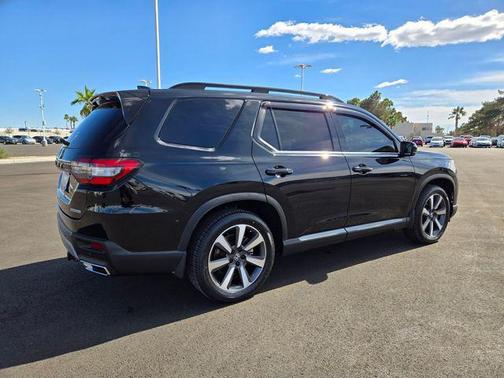2023 Honda Pilot Touring 8-Passenger
