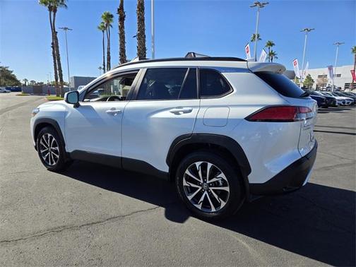 2024 Toyota Corolla Cross XLE