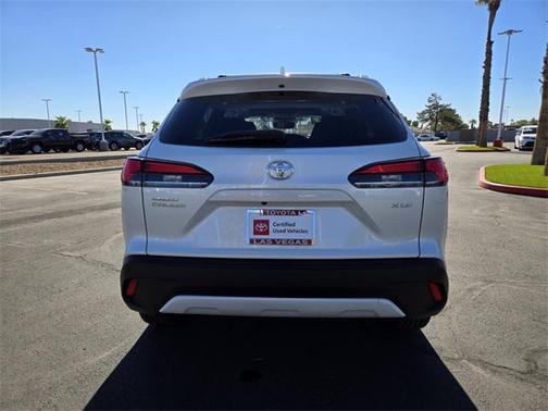 2024 Toyota Corolla Cross XLE