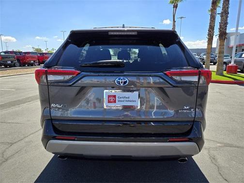 2024 Toyota RAV4 Hybrid SE