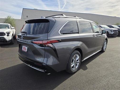 2025 Toyota Sienna Limited