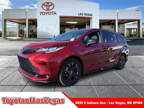 2025 Toyota Sienna XSE 7 Passenger