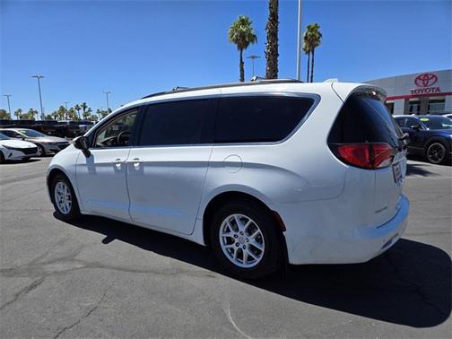 2017 Chrysler Pacifica LX