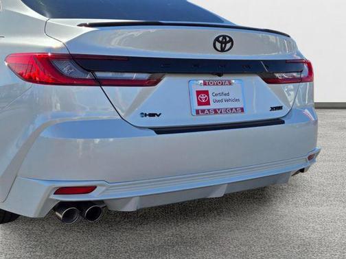 Wind Chill Pearl 2025 Toyota Camry XSE