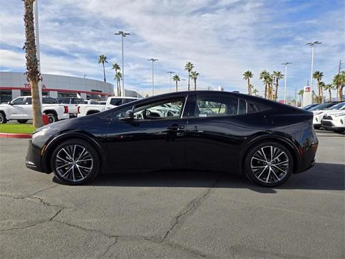 2025 Toyota Prius XLE