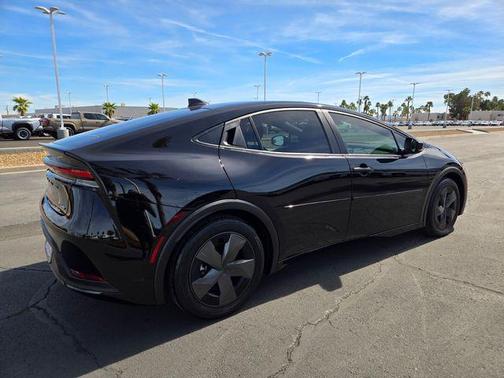 2025 Toyota Prius LE