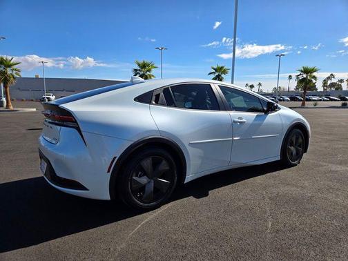 2023 Toyota Prius LE