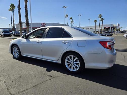 2014 Toyota Camry Hybrid XLE