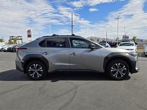 2024 Toyota bZ4X XLE