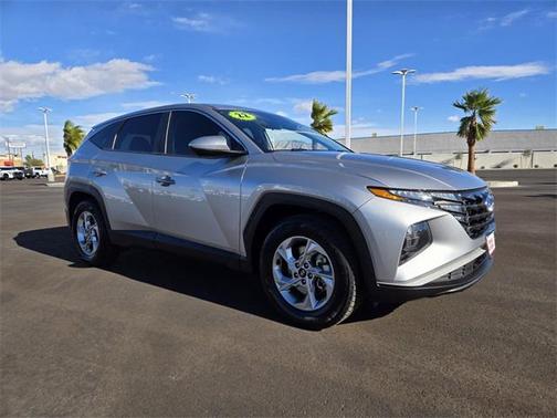 2022 Hyundai TUCSON SE