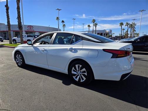 2025 Nissan Altima S FWD