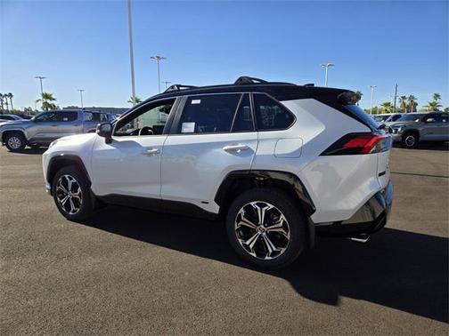 2025 Toyota RAV4 Hybrid SE