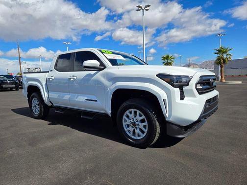 2025 Toyota Tacoma SR5