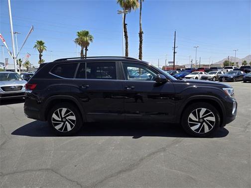 2024 Volkswagen Atlas 2.0T SE w/Technology 4MOTION