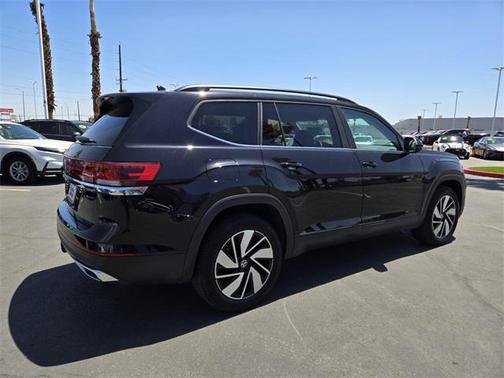 2024 Volkswagen Atlas 2.0T SE w/Technology 4MOTION