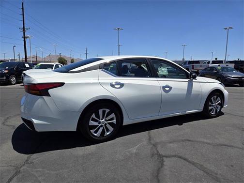 2024 Nissan Altima S FWD