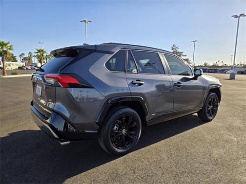 2023 Toyota RAV4 Hybrid SE