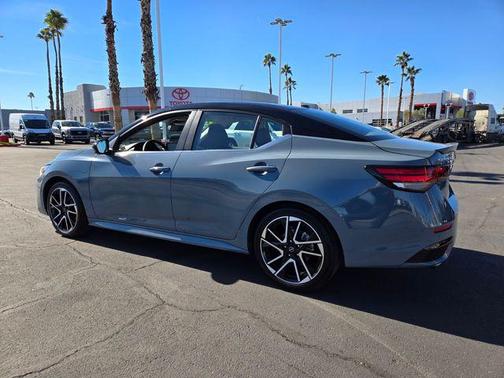 2025 Nissan Sentra SR