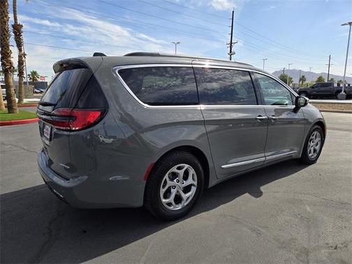 2023 Chrysler Pacifica Limited