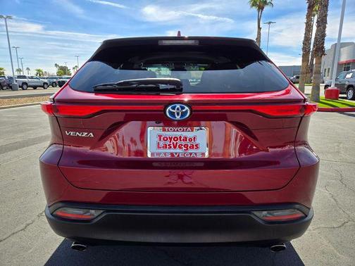 2024 Toyota Venza LE