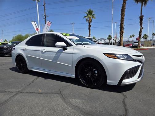 Wind Chill Pearl 2024 Toyota Camry Hybrid SE