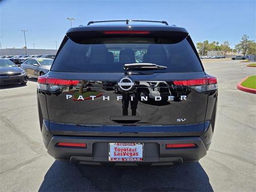 2024 Nissan Pathfinder SV FWD