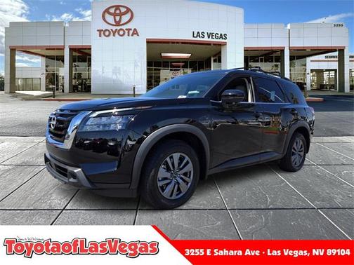 2024 Nissan Pathfinder SV FWD