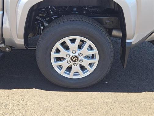 2025 Toyota Tacoma SR5